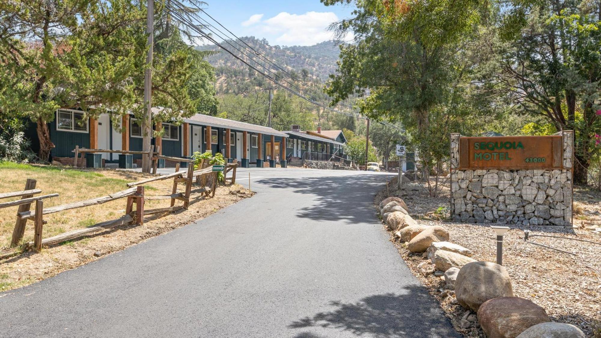 The Charlotte Sequoia Motel R2 Three Rivers Exteriör bild